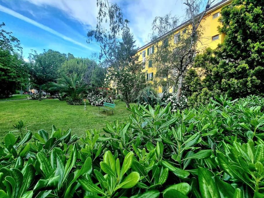 Appartamento Vista Giardino - L'Onda Blu La Spezia Exterior photo